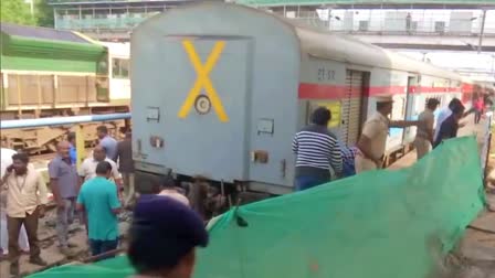 Chennai Central–Bodinayakkanur Express Train derailed at Madurai railway junction in Tamil Nadu