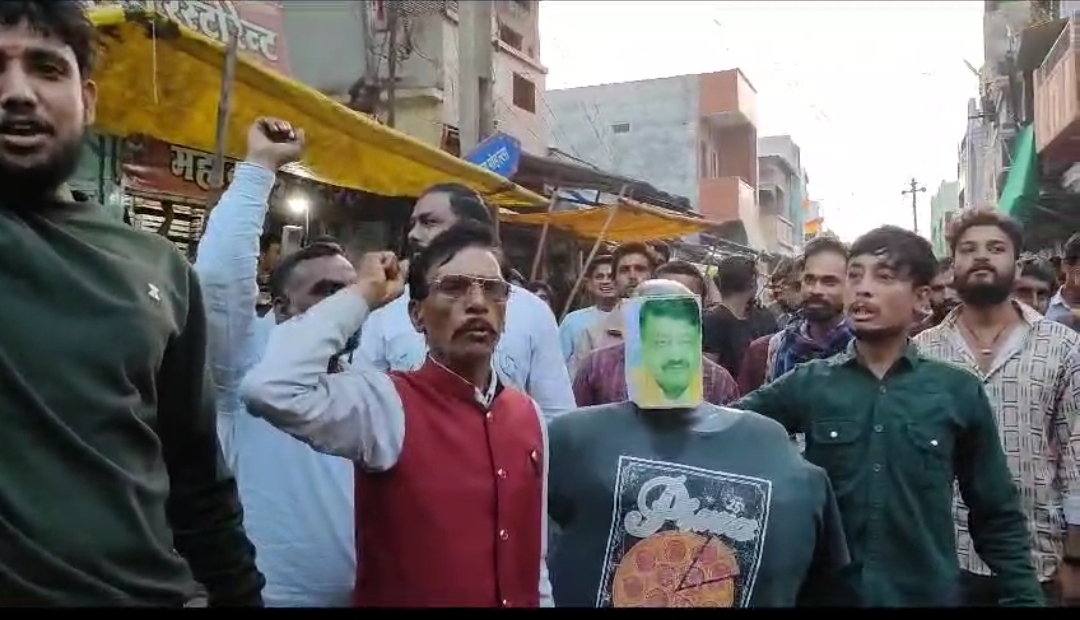 Kailash Vijayvargiya effigy burnt