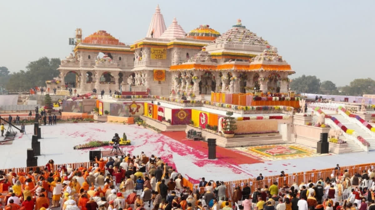 Faithful Flood Ayodhya, Varanasi, Mathura To Ring In New Year