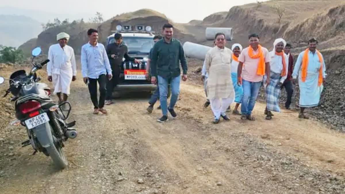 Barwani connectd road Pansemal