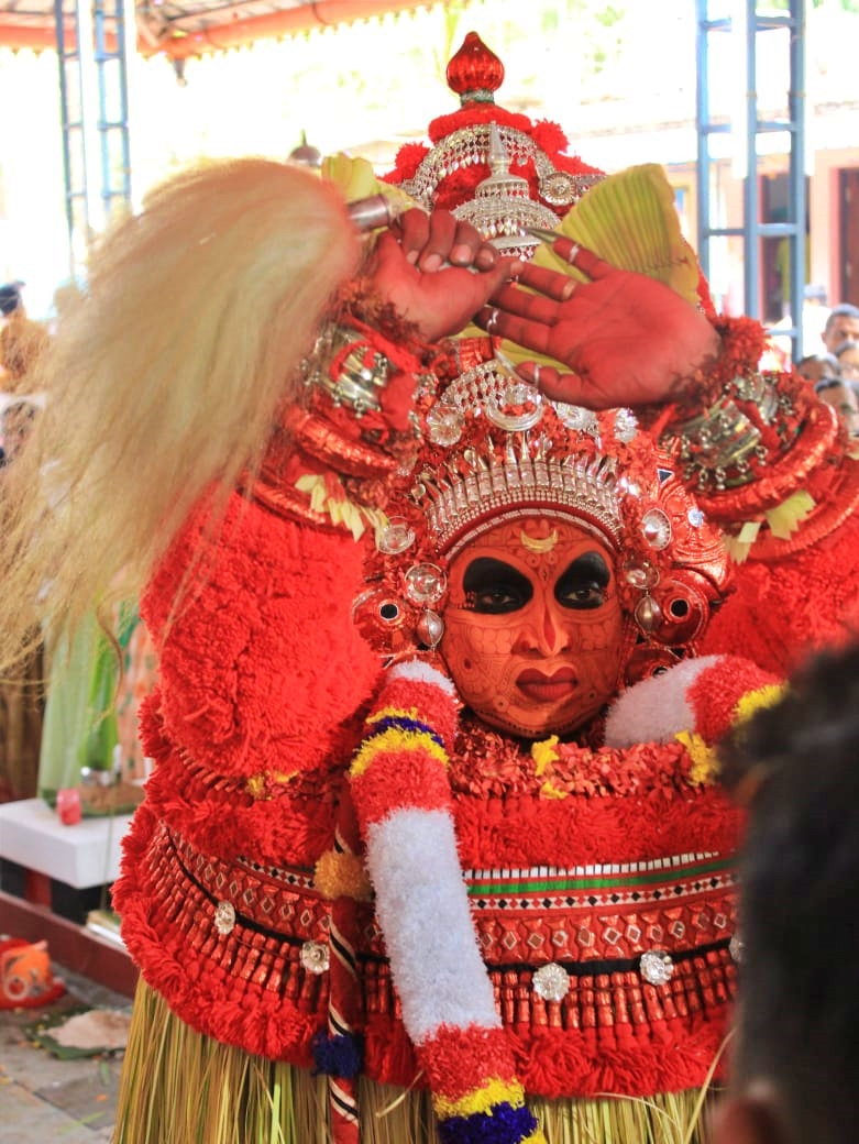 THEYYAM ORGANIZATIONS COMPLAINT  THOTTAM SONGS PERFORMED FOLKSONGS  LATEST NEWS IN MALAYALAM  SCHOOL KALOLSAVAM 2025