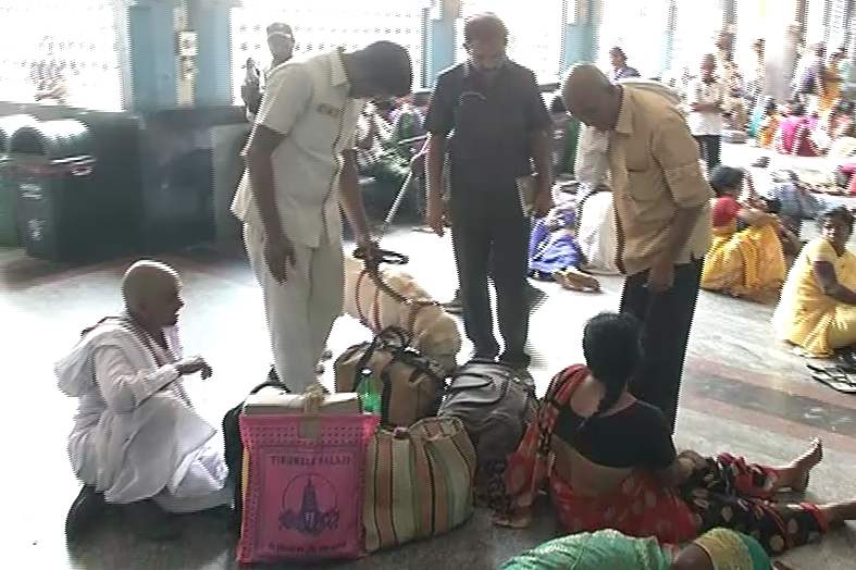 full security at tirupathi railway station