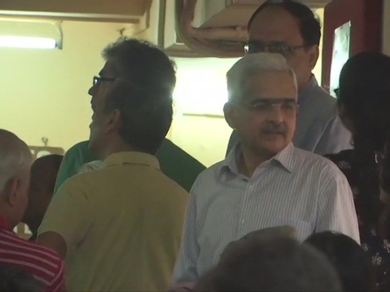 Governor Shaktikanta Das