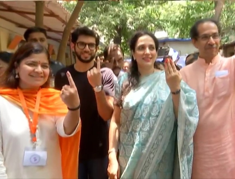 Shiv Sena Chief Uddhav Thackeray and family