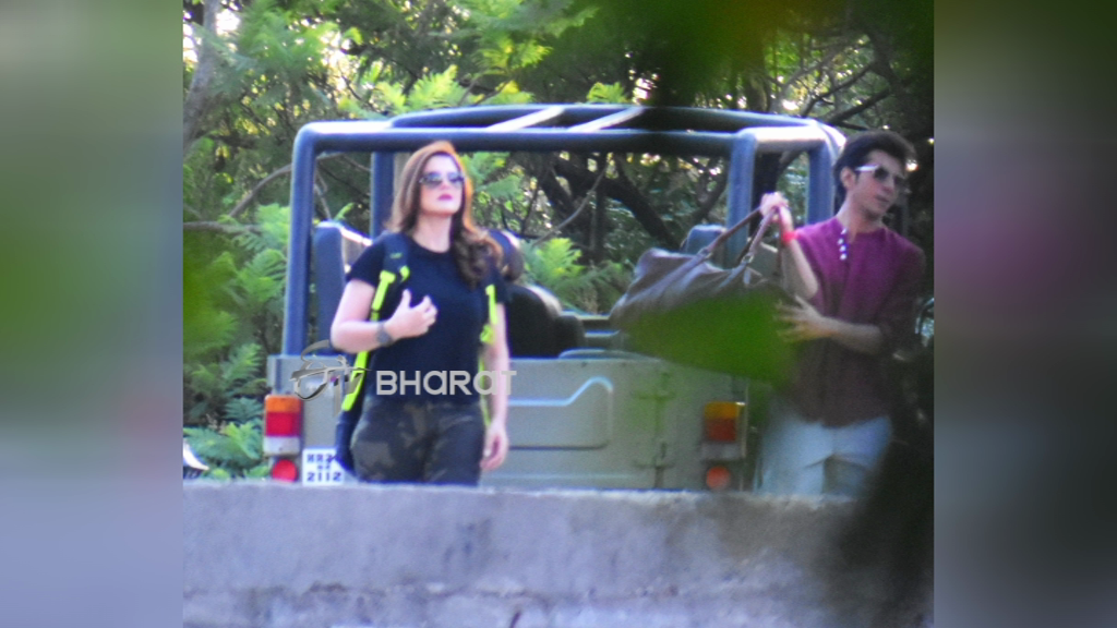 Bollywood Actress Zarina Khan visit in dharamsala