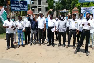 Lawyers association protest in Nagapattinam district
