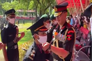 Pulwama encounter Major Vibhuti Shankar Dhoundiyal Nikita Kaul Dhoundiyal joins Indian Army Major Dhoundiyal's wife joins Army Lieutenant Nikita Kaul Dhoundiyal Wife of Major Dhoundiyal, killed in Pulwama encounter, joins Indian Army ഭര്‍ത്താവിനുള്ള ആദരം ഭര്‍ത്താവിനുള്ള ആദരം; പുല്‍വാമ ഏറ്റുമുട്ടലില്‍ കൊല്ലപ്പെട്ട മേജർ ധൗണ്ടിയാലിന്‍റെ ഭാര്യ ഇന്ത്യൻ സൈന്യത്തില്‍ പുല്‍വാമ ഏറ്റുമുട്ടലില്‍ കൊല്ലപ്പെട്ട മേജർ ധൗണ്ടിയാലിന്‍റെ ഭാര്യ ഇന്ത്യൻ സൈന്യത്തില്‍ പുല്‍വാമ ഏറ്റുമുട്ടല്‍ മേജർ ധൗണ്ടിയാല്‍ ഇന്ത്യൻ സൈന്യം