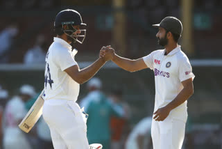 Hanuma Bihari playing a rock solid innings in Sydney on day five