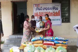 daily commodities distributed to corona victims in siddipeta