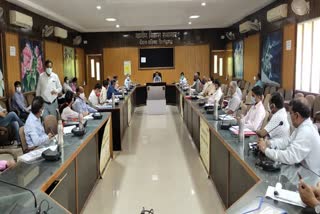 Chittorgarh collector, reviews corona prevention, vaccination, departmental works