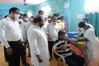 minister indra karan reddy visited corona vaccine center at nirmal