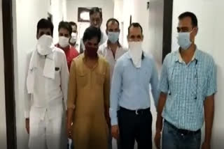 Gangster anwar thakur arrested , dawood aied gangster arrested