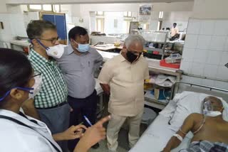 Health minister inspection