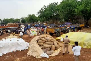 police help to farmers