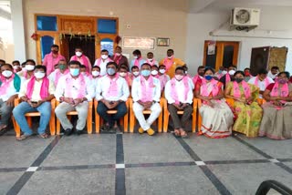 trs press meet, putta madhu, Manthani