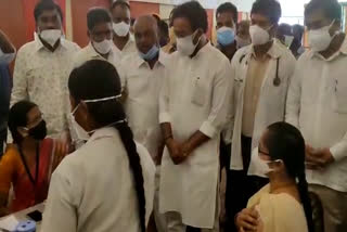 central minister kishan reddy visited mehadipatnam vaccine center