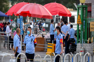 beijing-shuts-food-market-after-7-new-cases