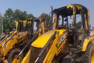 Naxalites set fire in three JCB in giridih