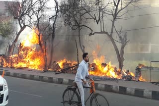 Fire broke out in shops in pgi police station area