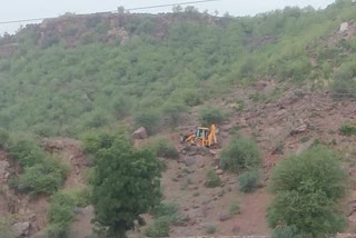 Mining mafia, mountains of sanctuary, Karauli news