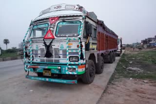 Illegal coal loaded truck seized in hazaribag