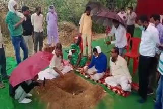 Worship of land of Panchayat Bhawan.