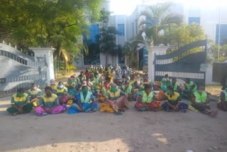 Contract workers strike in Tiruppur
