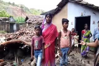 Many houses collapsed due to rain in dhanbad 