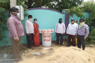 Forming water tanks for birds to drink water