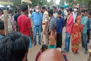 Students and ABVP workers protest against TS college administration in navada