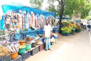 Courtallam Falls shopkeepers suffering from loss of livelihood 