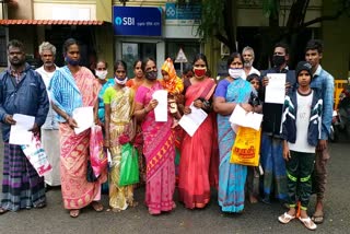 people of Vannaramboondi petitioned the Perambalur Collectorate asking for a land