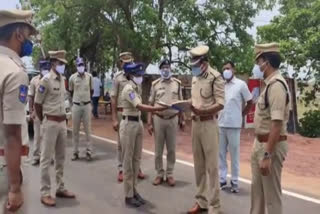 ig shivashankar reddy visited at chittempalli check post, vikarabad lock down 