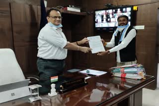 Social worker submitted memorandum to the collector