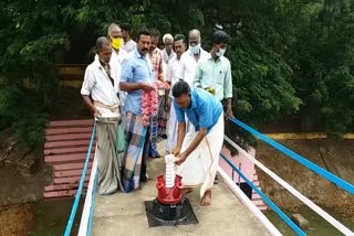 மேலையூரில் வந்தடைந்த காவிரி நீர்