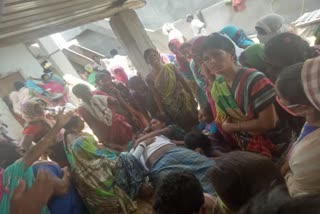 man died with current shock in suryapet district chamul thanda