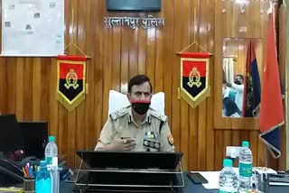 सुलतानपुर पहुंचे एडीजी जोन लखनऊ.