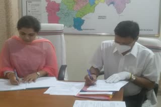 Abhay Kumar Sinha DDC takes charge in hazaribag