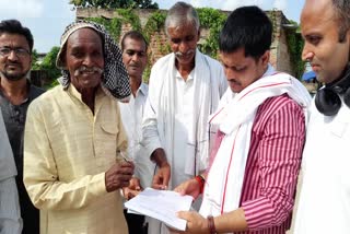 Congress signature campaign against agricultural act in palamu