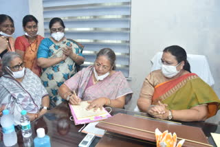 chairman of Chhattisgarh State Womens Commission Kiranmayi Nayak takes charge