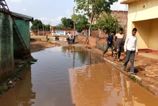 condition of roads in rural area is bad in Giridih 