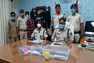 Police arrested the notorious criminal absconding for 5 years in Gopalganj