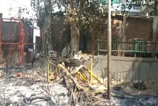 Garbage burned in MCD Park of Nagla raya