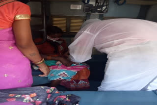 baby born in shramik special train