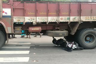 a bike hit by lorry at kancharlapalem