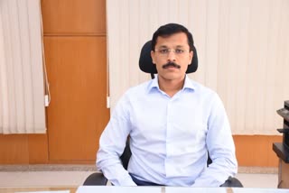Nagpur municipal corporation chief Tukaram mundhe