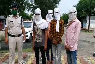 Panna Police arrested accused in robbery 