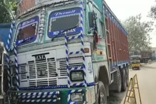 A truck with huge amount of stolen coal seized in Dhanbad