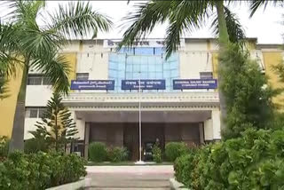 Corona positive to hyderabad bhavan employee