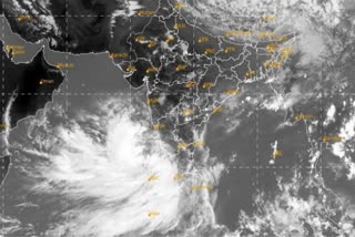 cyclone-tauktae-heavy-rain-likely-in-kerala-red-alert-in-many-districts